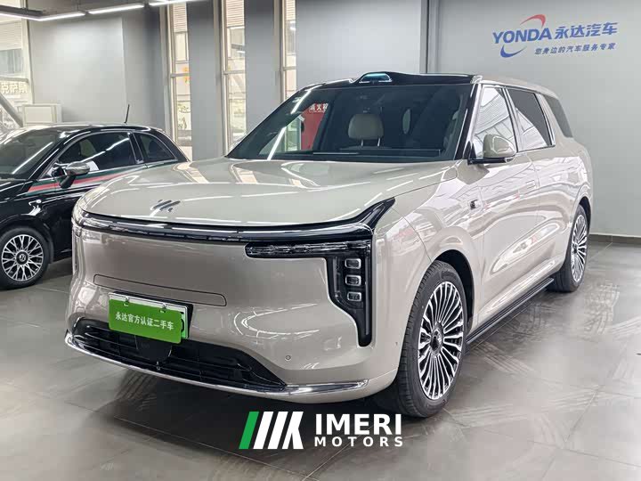 IM Motors Zhiji LS8 66 Ultra Tech Flagship 5-Seater - ავტომობილი ჩინეთიდან