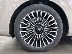 IM Motors Zhiji LS8 66 Ultra Tech Flagship 5-Seater - ფოტო 13