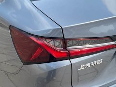 SAIC MG i5 2023 1.5L CVT Prestige - ფოტო 11