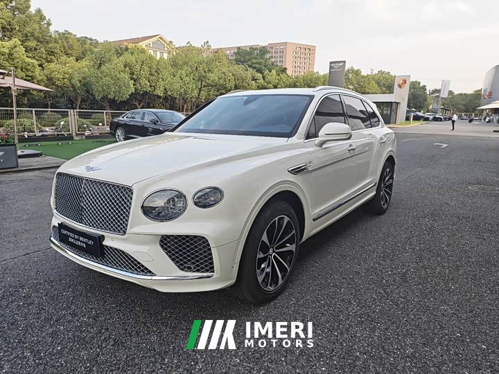 Bentley Bentayga 2022 4.0T V8 - ავტომობილი ჩინეთიდან
