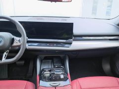 BMW i5 2025 eDrive 35L M Sport Package - ფოტო 8