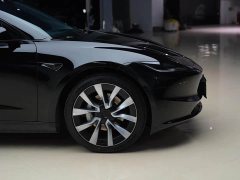 Tesla Model 3 Rear-Wheel Drive - ფოტო 4