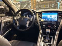 Mitsubishi Pajero Outback ( imported ) 3.0L Premium Edition - ფოტო 13