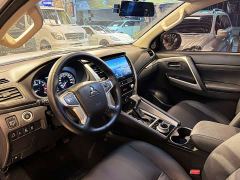Mitsubishi Pajero Outback ( imported ) 3.0L Premium Edition - ფოტო 7
