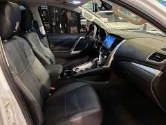 Mitsubishi Pajero Outback ( imported ) 3.0L Premium Edition - ფოტო 8