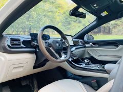 BYD Qin PLUS Glory Edition DM-i 55KM Superior - ფოტო 9