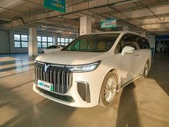 Voyah Dream PHEV Extended Range Luxury Edition - ფოტო 1