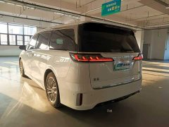 Voyah Dream PHEV Extended Range Luxury Edition - ფოტო 4