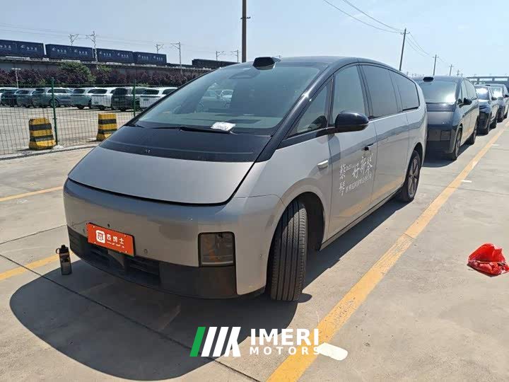 Li Auto Li Xiang MEGA Ultra - ავტომობილი ჩინეთიდან