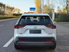 Toyota RAV4 2.0L CVT FWD Fashion Edition - ფოტო 9