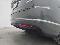 Nio Lerado L90 Max Six-Seater - ფოტო 7