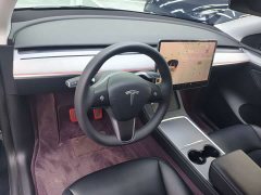 Tesla Model Y Rear-Wheel Drive - ფოტო 5