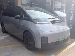 Li Auto Li Xiang MEGA Ultra - ფოტო 2