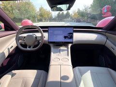 Xiaomi YU7 2025 Rear-Wheel Drive Long-Range Edition - ფოტო 16