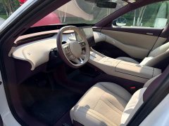 Xiaomi YU7 2025 Rear-Wheel Drive Long-Range Edition - ფოტო 9