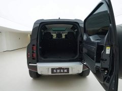 Land Rover Defender 110 3.0T P400 XS - ფოტო 5