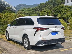 Toyota Gravia 2.5L Hybrid Comfort Edition - ფოტო 3