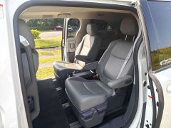 Toyota Gravia 2.5L Hybrid Comfort Edition - ფოტო 7