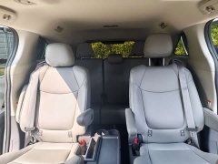 Toyota Gravia 2.5L Hybrid Comfort Edition - ფოტო 9