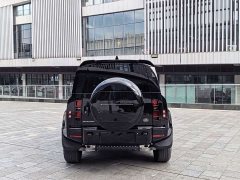 Land Rover Defender 110 3.0T P400 X-Dynamic HSE - ფოტო 16