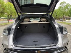 Xiaomi YU7 Four-Wheel Drive Max Edition - ფოტო 14