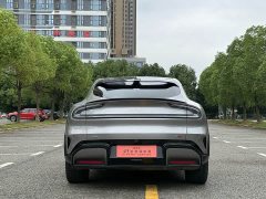 Xiaomi YU7 Four-Wheel Drive Max Edition - ფოტო 7