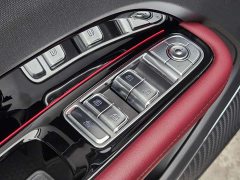 FAW Red Flag HS3 PHEV 117km Dynamic Edition - ფოტო 11