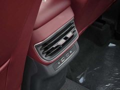 FAW Red Flag HS3 PHEV 117km Dynamic Edition - ფოტო 14