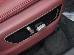 FAW Red Flag HS3 PHEV 117km Dynamic Edition - ფოტო 16