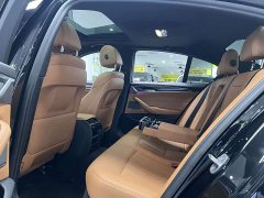 BMW 5 Series (Imported) Facelift 525i M Sport Package - ფოტო 16