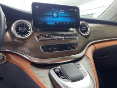 Mercedes-Benz V-Class 2021 V 260 L Long Wheelbase Luxury Edition - ფოტო 9