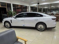 Voyah Lantu Zhaohui L 2026 Four-Wheel Drive Ultra - ფოტო 15