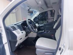 Toyota HIACE 3.5L Automatic 7-Seater - фото 15