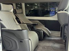 Toyota HIACE 2021 3.5L Automatic 7-Seater - ფოტო 6