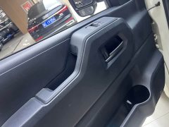 Toyota HIACE 2021 3.5L Automatic 7-Seater - ფოტო 8