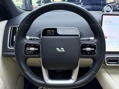 Li Auto L9 2024 Pro - ფოტო 10