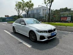 BMW 3 Series 320i M Sport Package - ფოტო 2