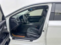 Toyota Camry 2021 2.5S Sharp Edition - ფოტო 12
