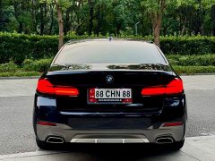 BMW 5 Series 525Li M Sport Package - ფოტო 11