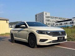 Volkswagen 200TSI DSGFashion Edition - ფოტო 3