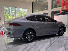 BYD Qin PLUS Champion Edition DM-i 55KM Leading - ფოტო 9