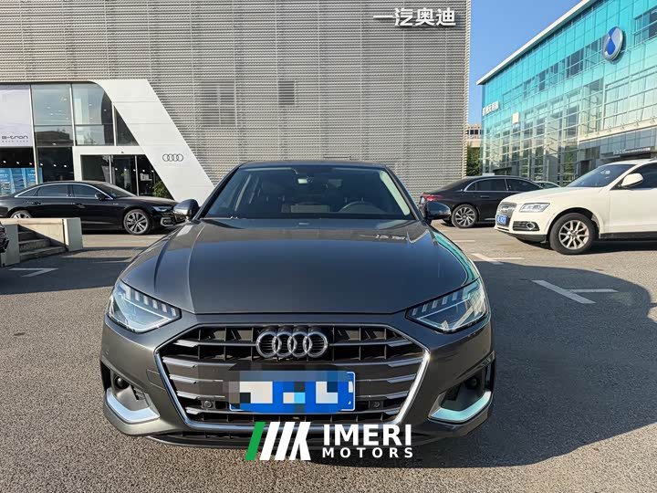 Audi A4L 40 TFSI Fashion Elegant