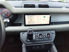 Land Rover Defender 2020 110 P400 SE - ფოტო 11