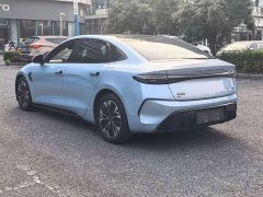 BYD Seal 550km Standard Range RWD Luxury - ფოტო 4