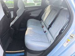 BYD Seal 550km Standard Range RWD Luxury - ფოტო 9