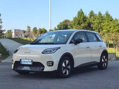GAC AION UT 2025 420 Smart Luxury Edition - ფოტო 1