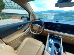 Voyah Dream PHEV Extended Range Luxury Edition - ფოტო 17