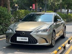 Lexus ES 200 Premium Edition - ფოტო 1