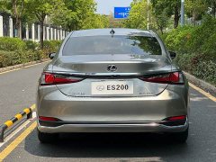 Lexus ES 200 Premium Edition - ფოტო 14