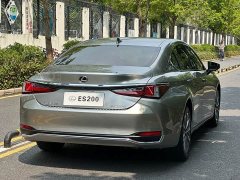 Lexus ES 200 Premium Edition - ფოტო 15